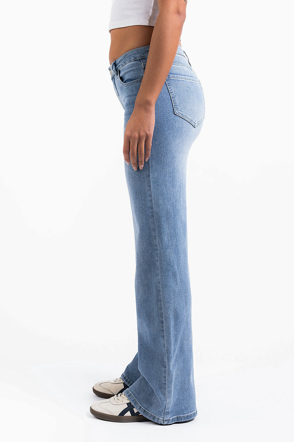 Taylor 03Mid Wide Jeans - Bleach Blue