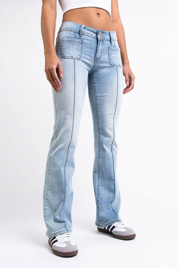 Jeans Med Lav Midje Og Bootcut-Snitt - Claire Bleach Blue